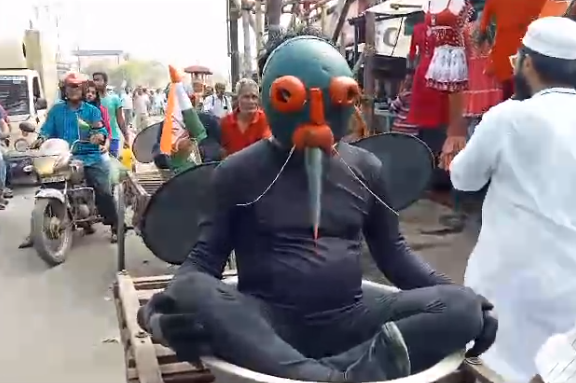 ডেঙ্গু মোকাবিলায়