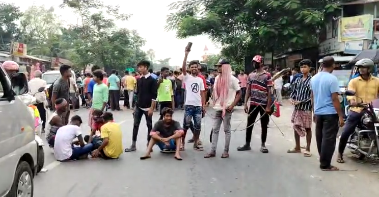 রাস্তার দাবি