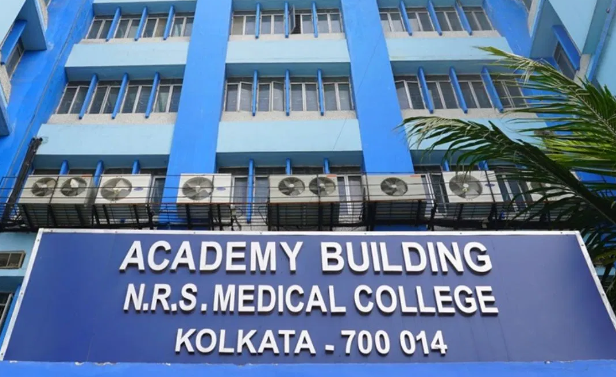 মধ্যরাতে