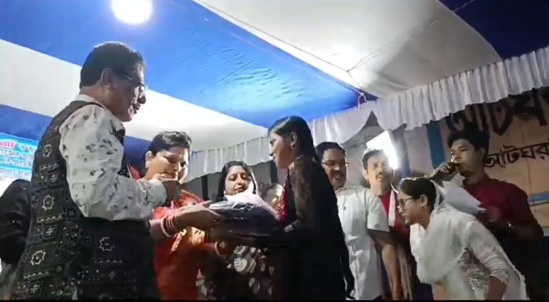 উচ্চমাধ্যমিকে