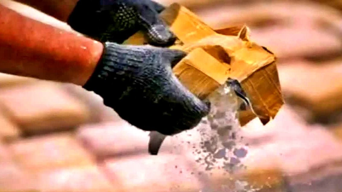 raw-heroin-in-post-office-parcels