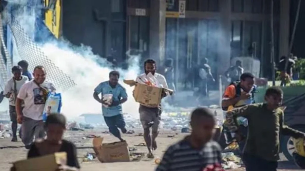 64 killed in clan clashes in Papua New Guinea