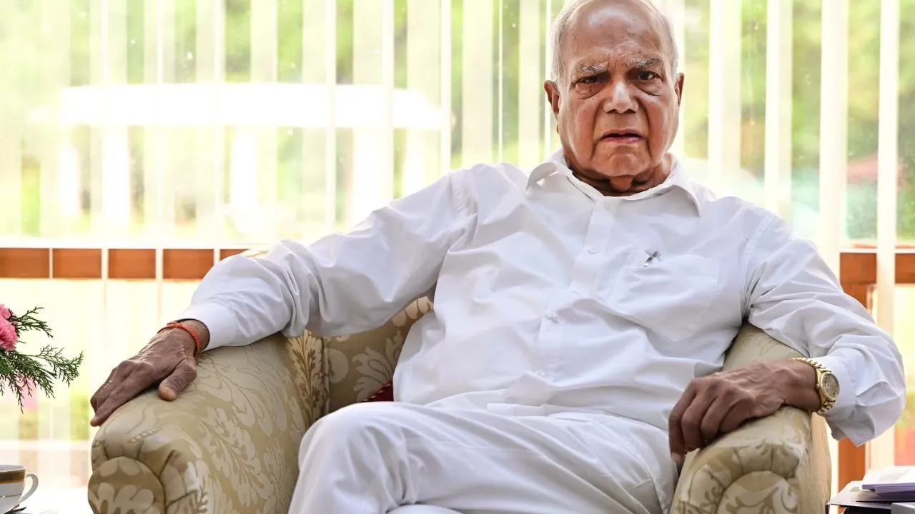 Govornor Banwarilal Purohit resing from his post