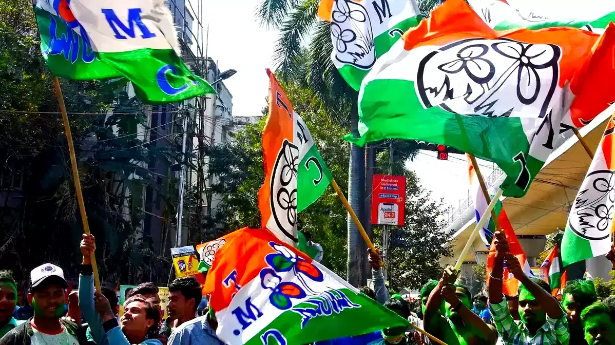 TMC Worker Bad Proposal to Party Woman