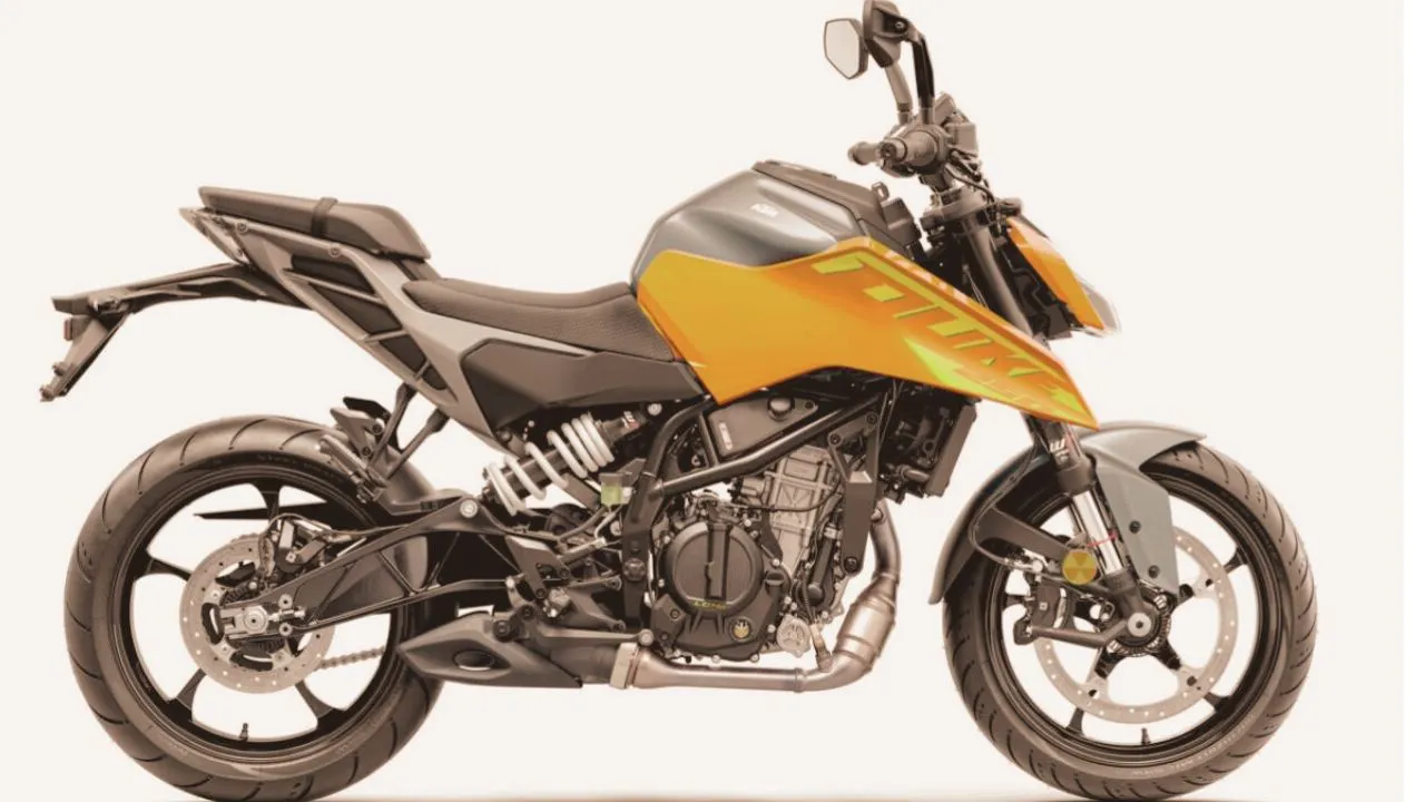 When is KTM 250 Duke going to be launched in new color variants?
