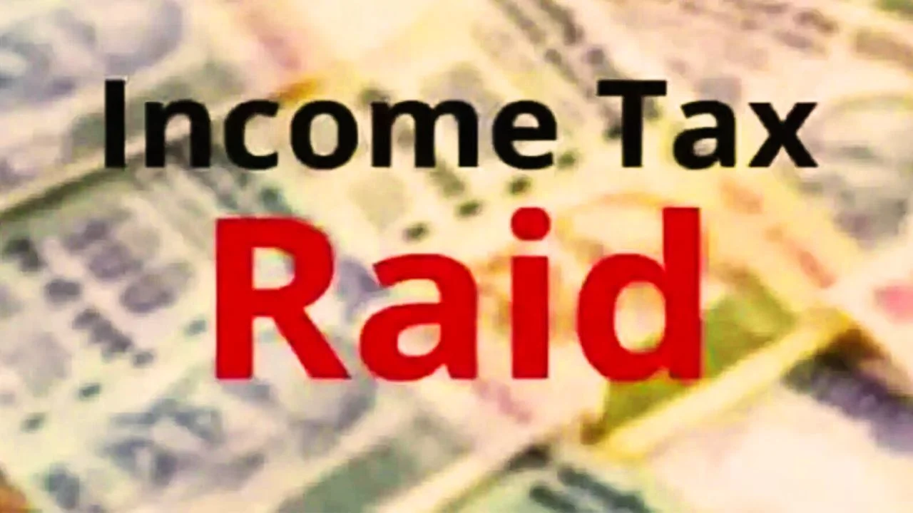 money-recovered-from-income-tax-raids