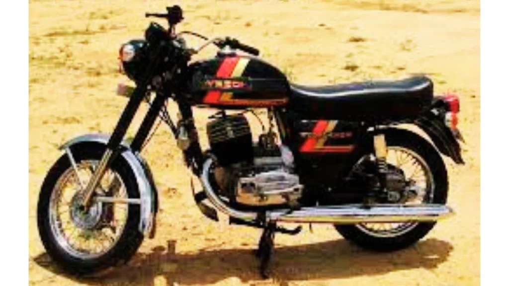 Yezdi Roadking