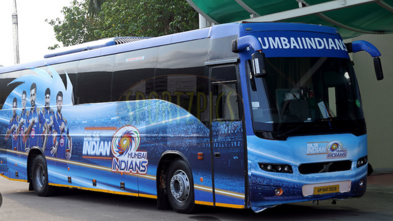 mumbai indians bus