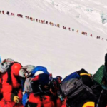 Mount Everest trafic jam