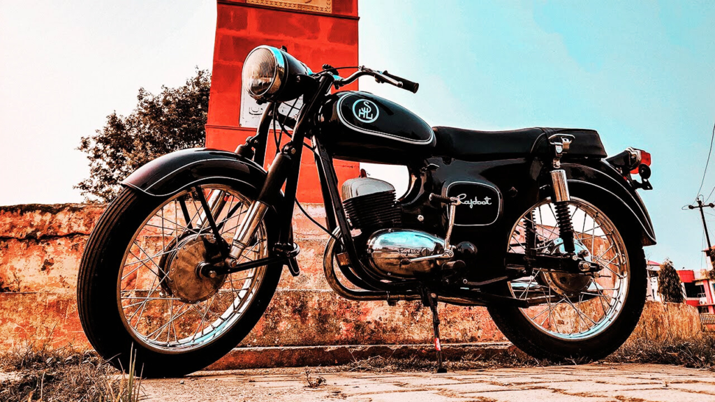 Rajdoot bike