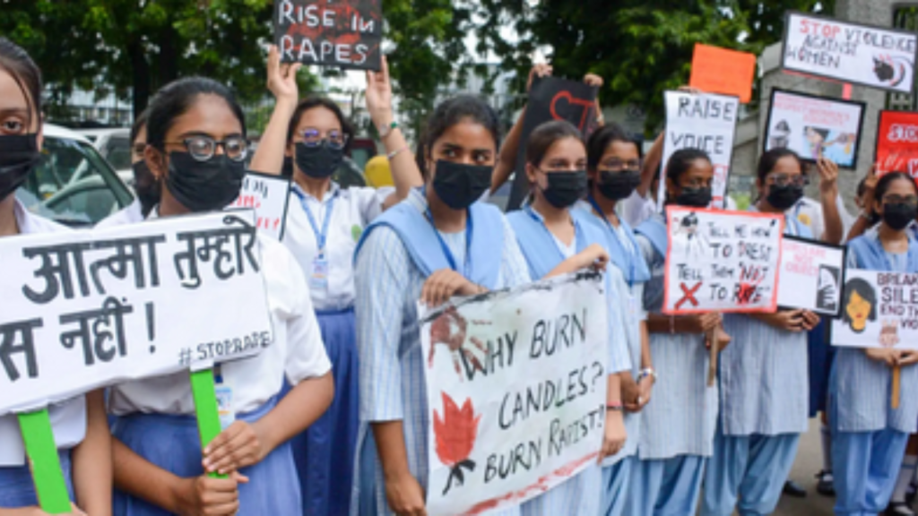 rg kar case school protest photo