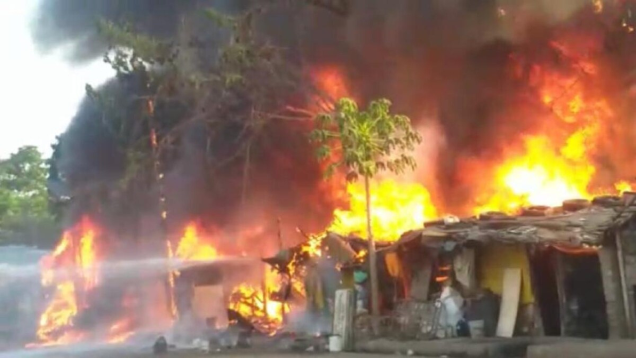 fire in slum area