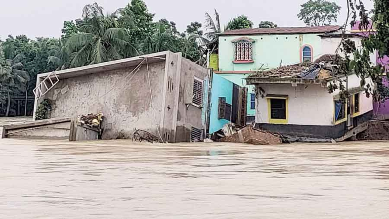 flood-in-hugli-crisis-update