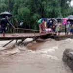 relentless-rain-disrupts-northern-bengal-transportation