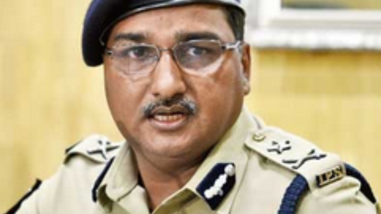 cbi-investigates-kolkata-police-commissioner-binit-goyal-in-tilotama-case