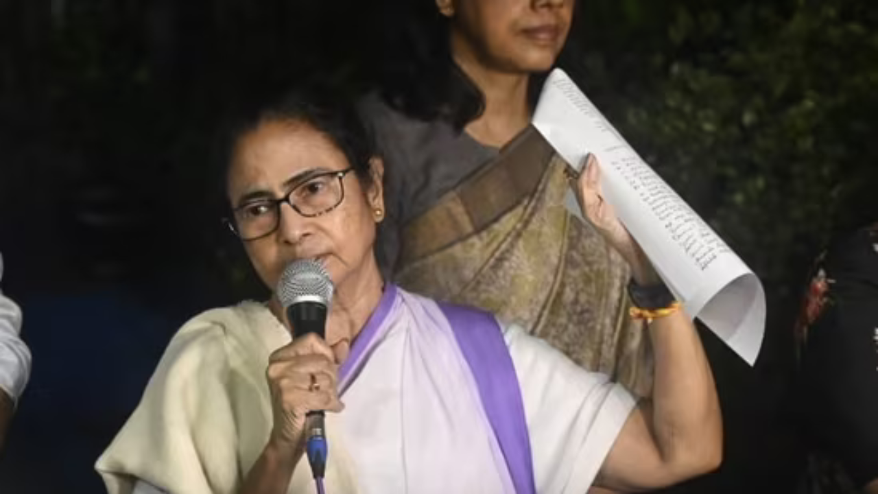 mamata-banerjee-meeting-junior-doctors-demands