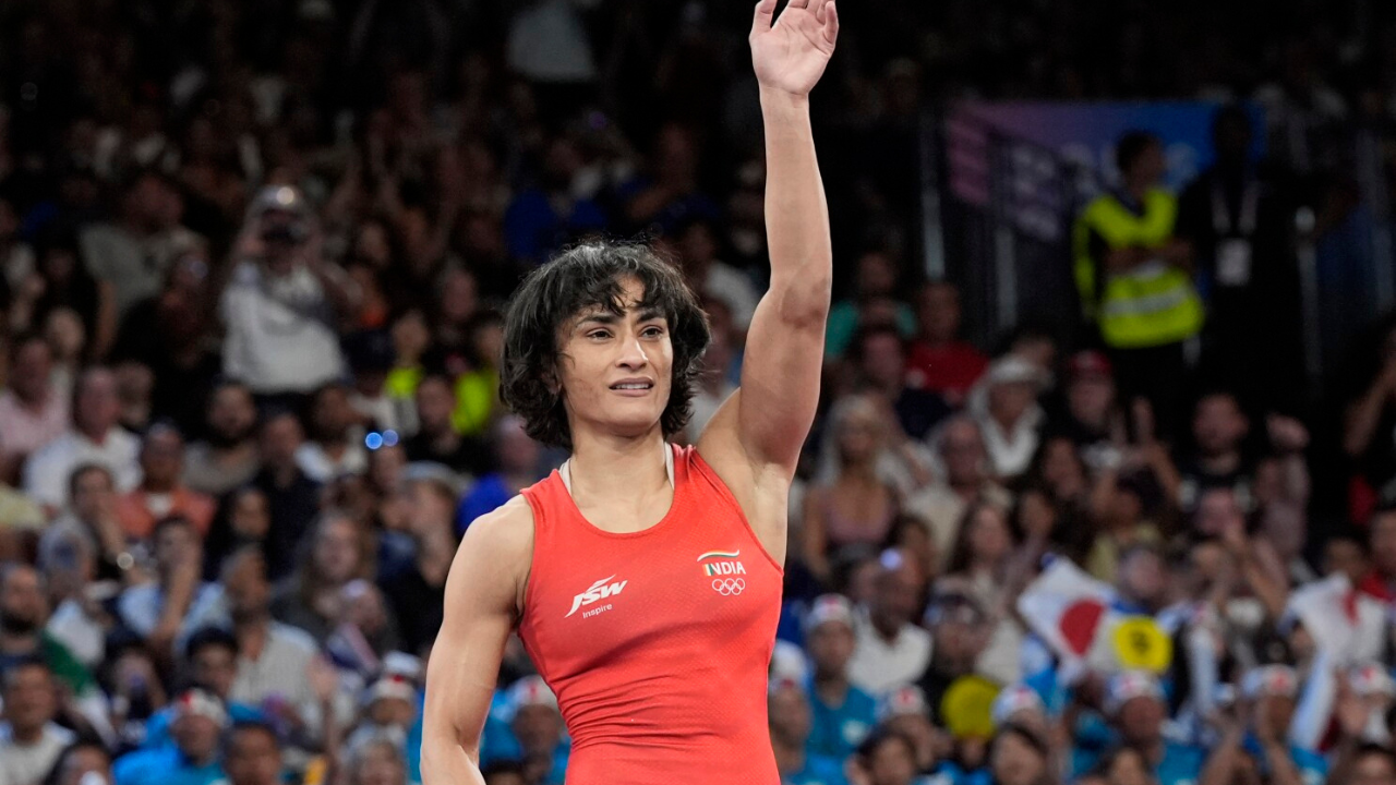 vinish-phogat-apology-yogeshwar-dutta-comments