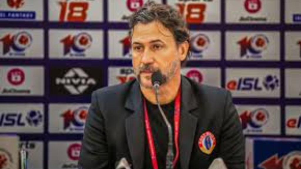 carles-cuadrats-emotional-farewell-east-bengal