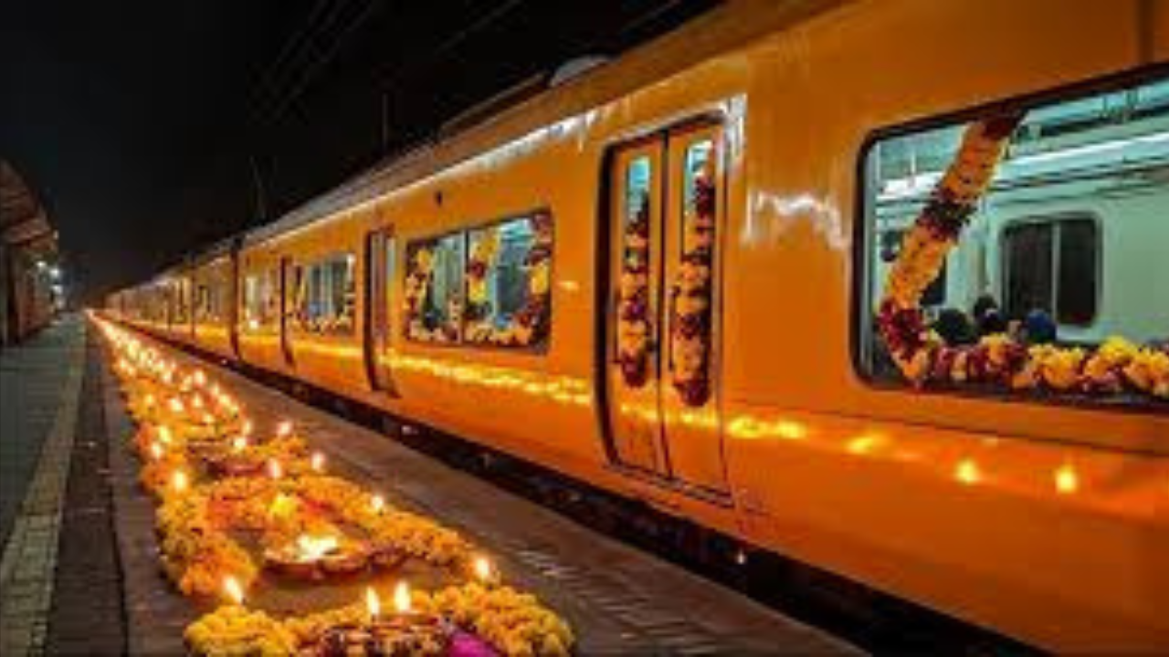 pujo-special-train-services-and-food-menu