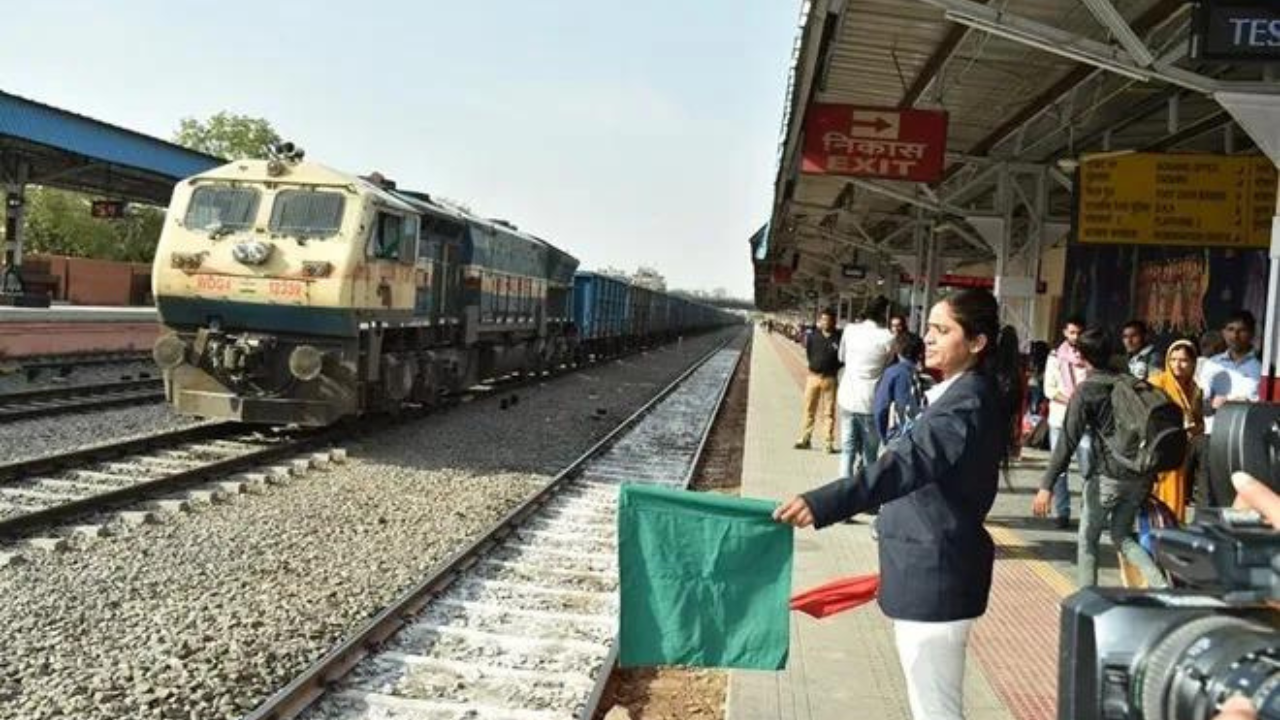 indian-railways-women-empowerment