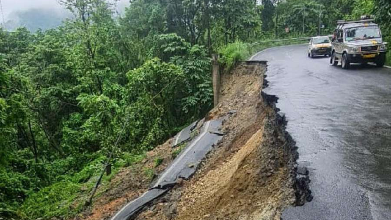 darjeeling-rain-disaster