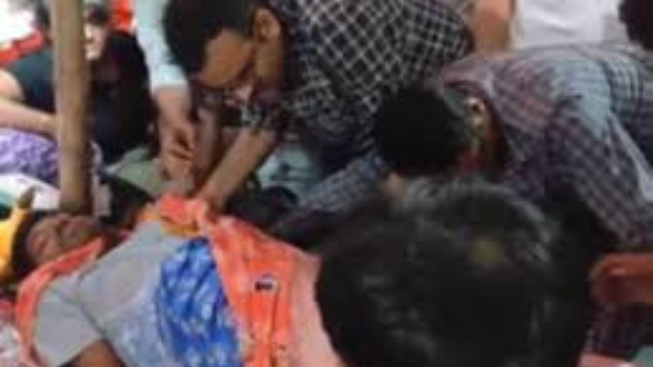 Junior Doctor Aniket health condition admitted to hospital