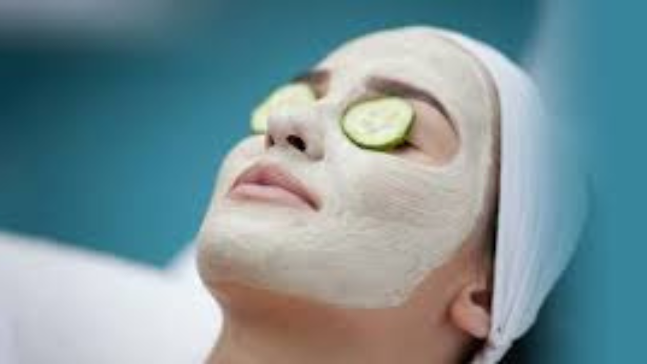 rejuvenate-skin-after-festival-facemask