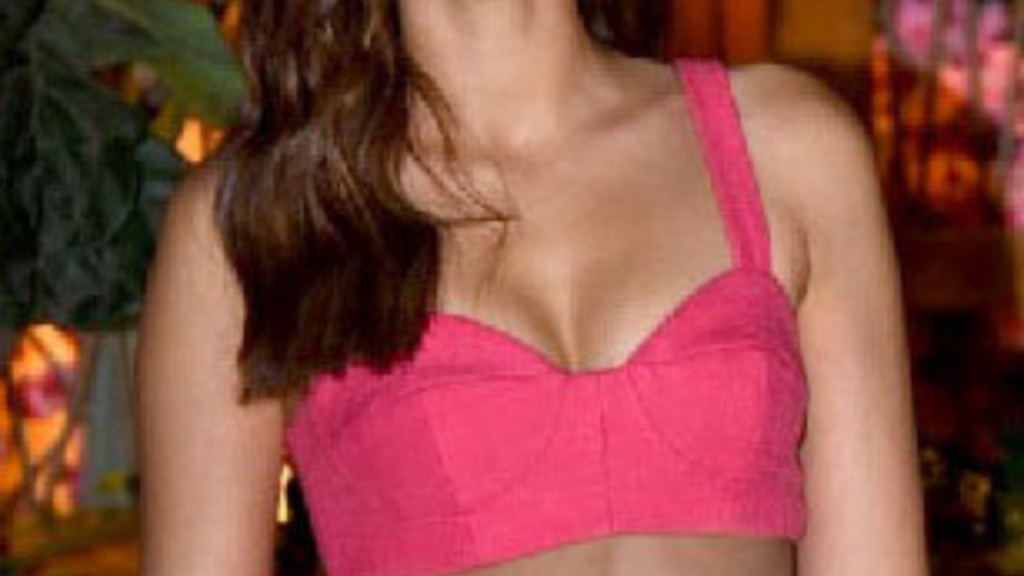 ananya-pande-tears-selfies