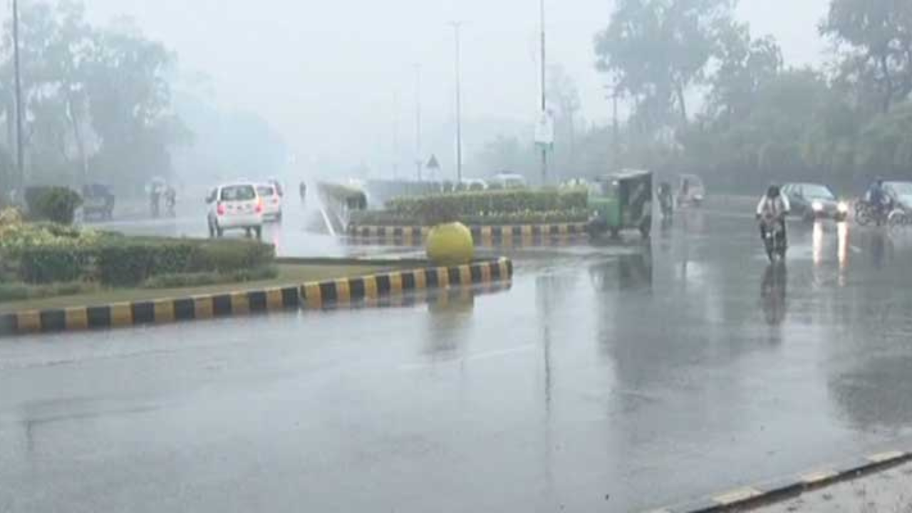 লাহোরে কৃত্রিম বৃষ্টি