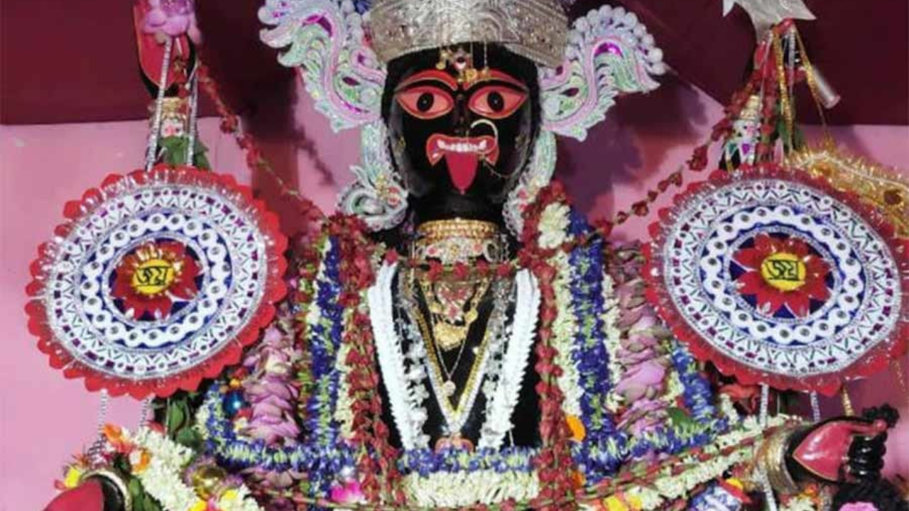 ৪০০ বছরের মা কালি