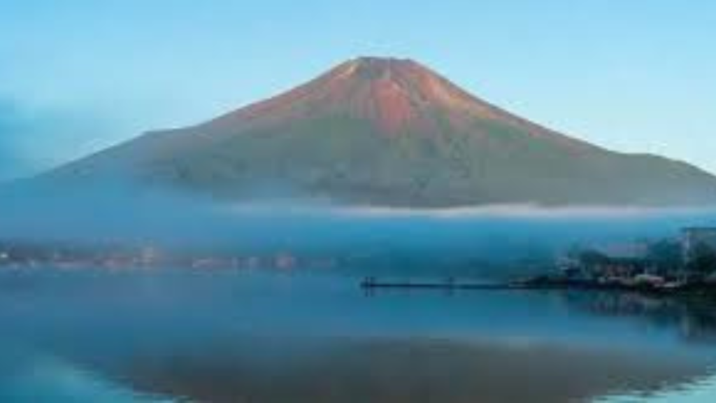 মাউন্ট ফুজিতে বরফহীন অক্টোবর