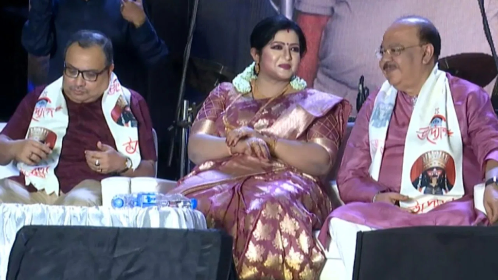 শোভন-বৈশাখী এবং কুণাল ঘোষ এক ফ্রেমে