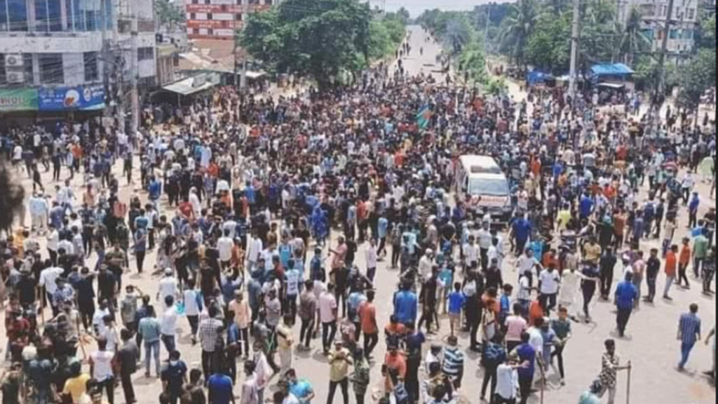 Narsingdi-drivers-protest-road-blockage-gas-supply-demand