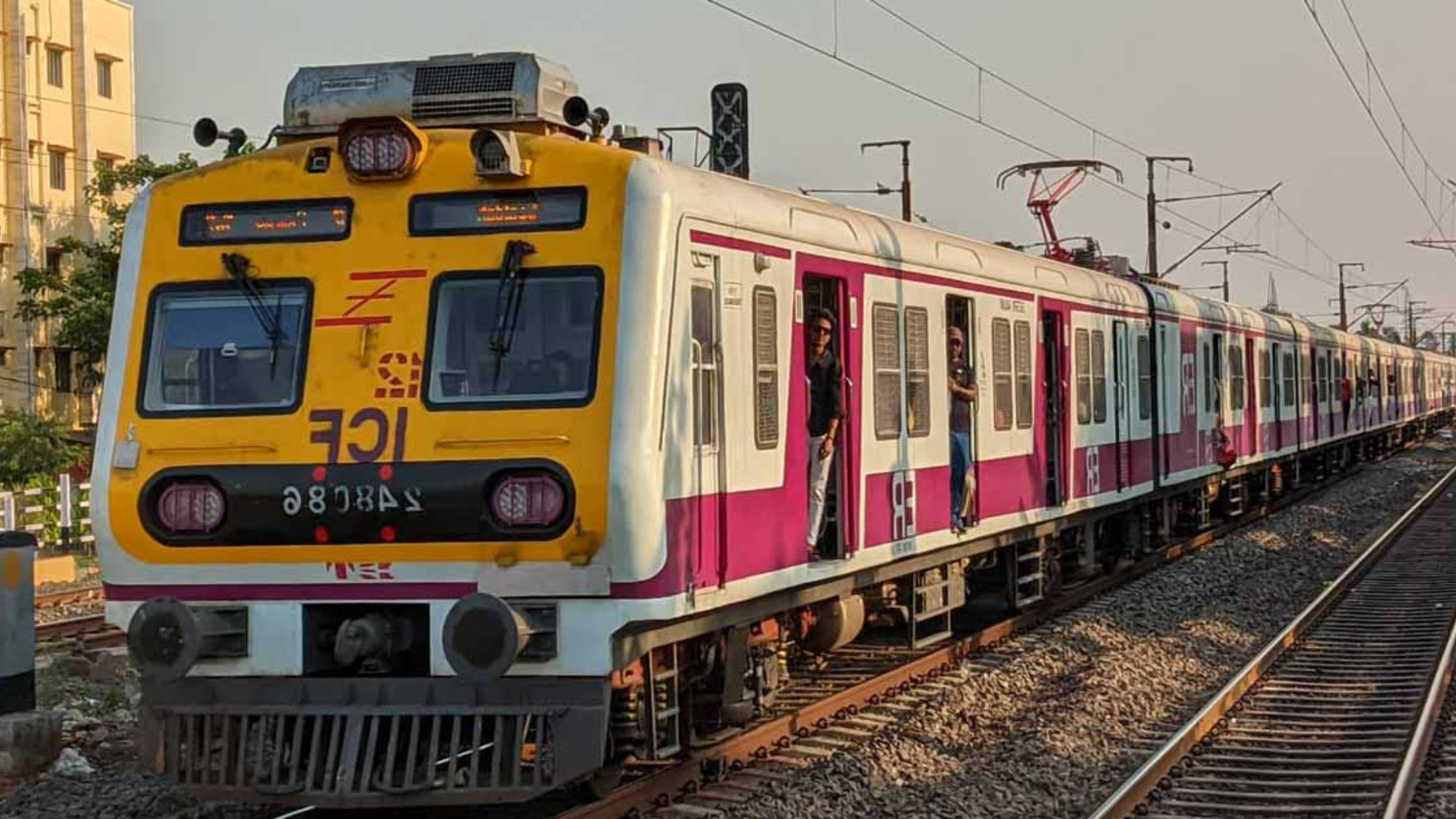 হাওড়া-ব্যান্ডেলে