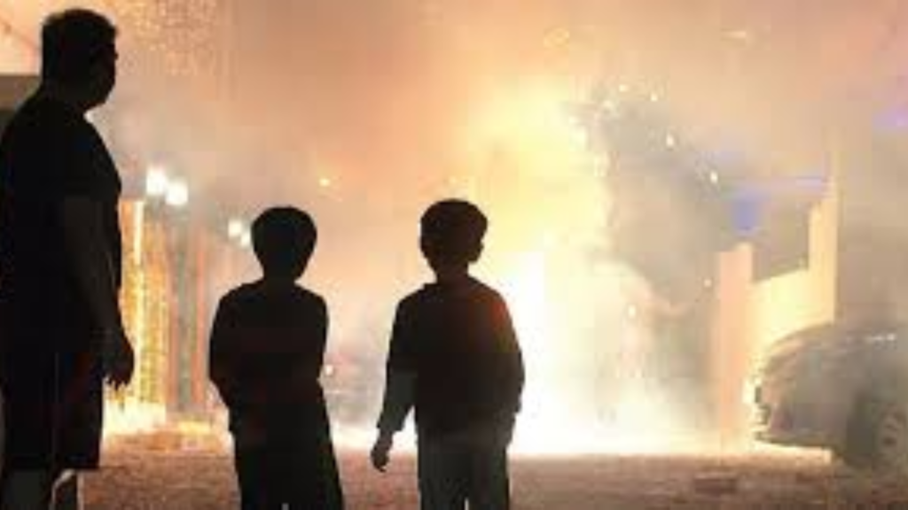 বাজি ও শব্দদূষণে কাবু শহর