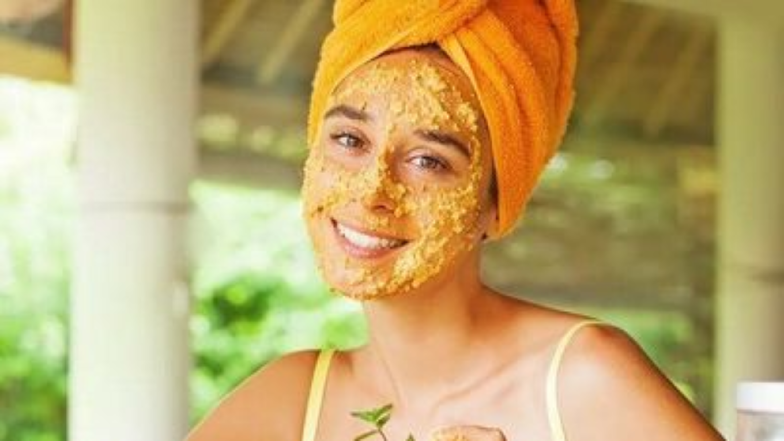 ত্বকের যত্নে মুসুর ডালের