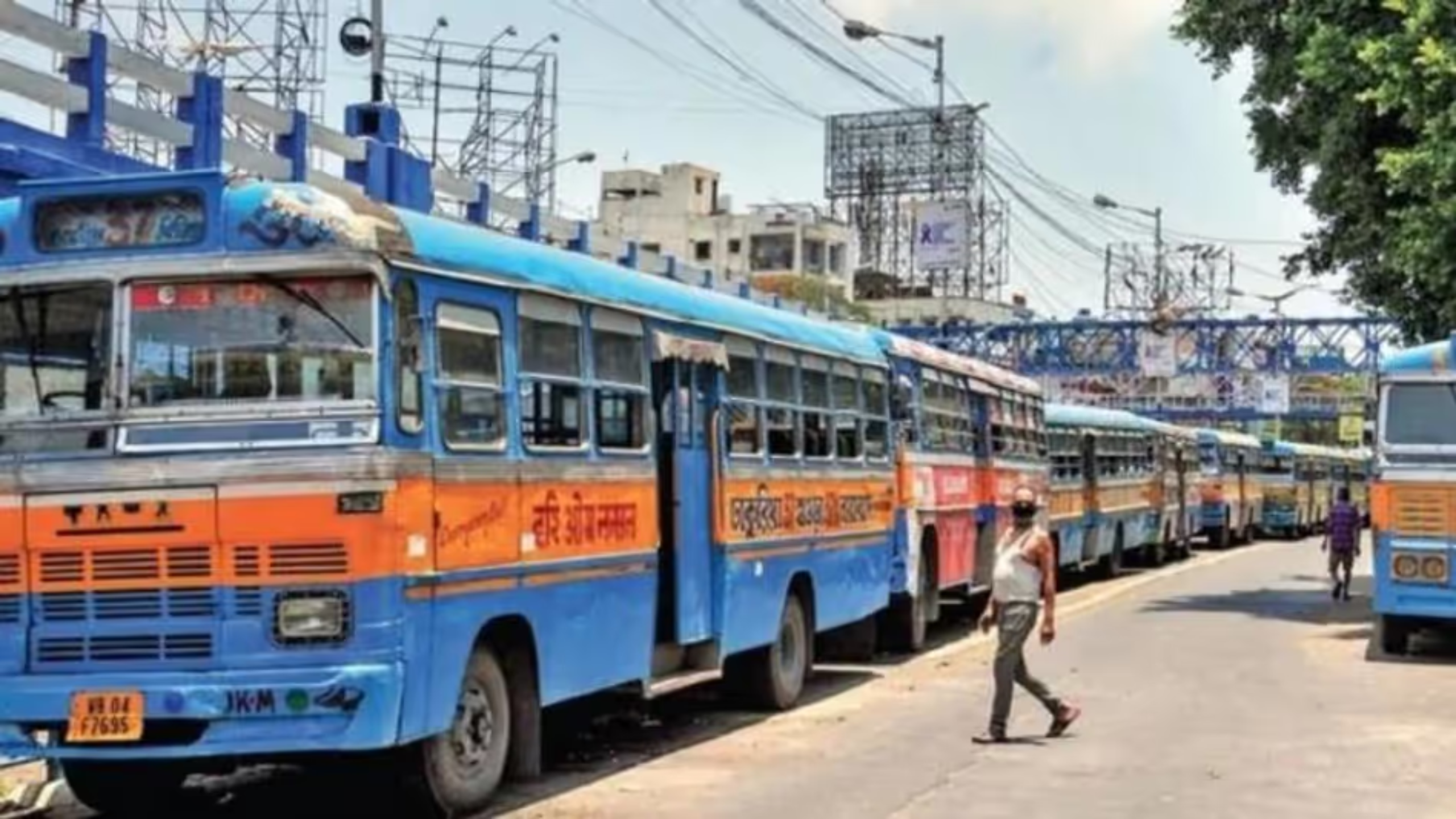 বাসে ভাড়া বৃদ্ধি