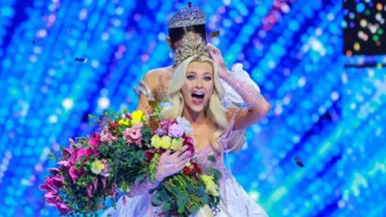 ডেনমার্কের ভিক্টোরিয়া হলেন বিজয়ী