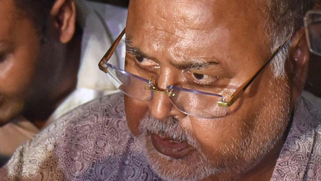 কলকাতা হাই কোর্টে পার্থ চট্টোপাধ্যায়ের জামিন মামলার রায় আজ