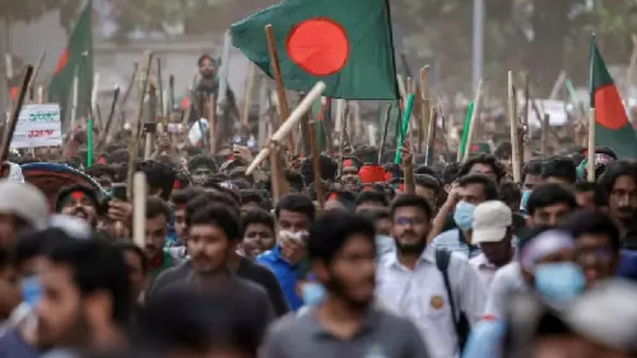 বাংলাদেশের নতুন শিক্ষাবর্ষে যোগ হতে চলেছে সাম্প্রতিক গণঅভ্যুত্থানের ইতিহাস ও রাজনৈতিক পরিবর্তন