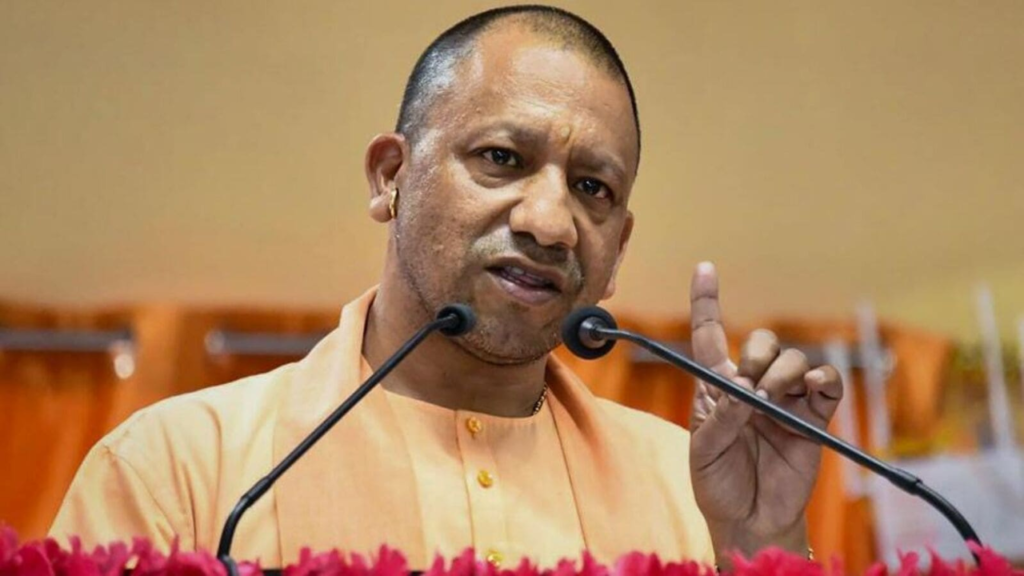সংবিধান দিবসে রাজনৈতিক উত্তাপ