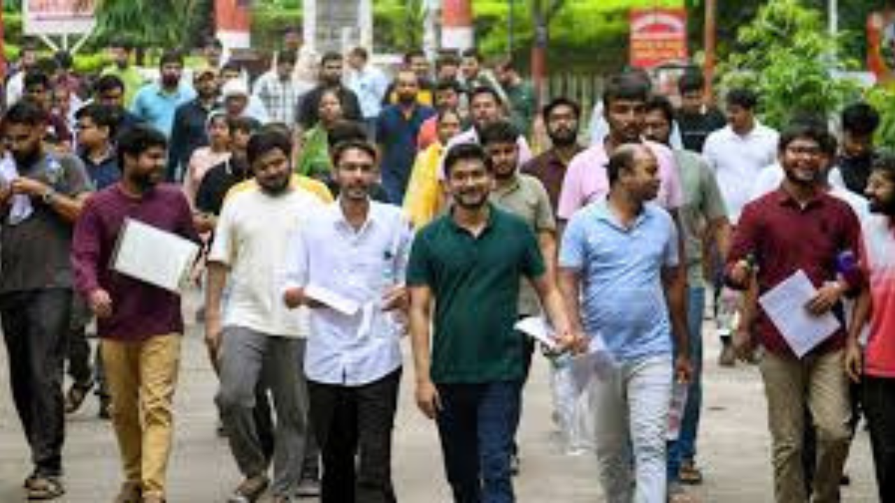 আপার প্রাইমারির প্যারাটিচারদের জন্য নতুন যোগ্য প্রার্থীদের তালিকা প্রকাশ!