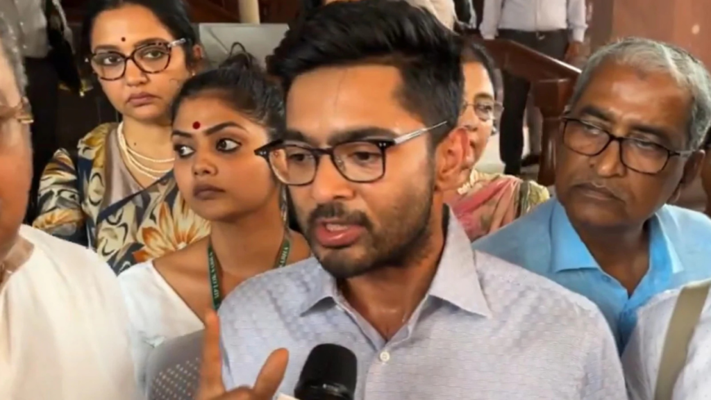 বাংলাদেশে নিয়ে অভিষেক বন্দ্যোপাধ্যায়ের মন্তব্য