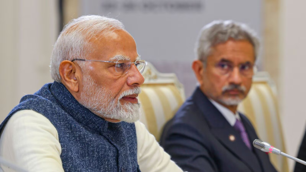 বাংলাদেশে উত্তেজনার মধ্যে মোদী-জয়শঙ্কর সাক্ষাৎ