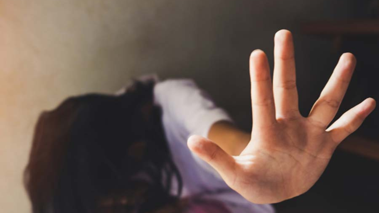 নরেন্দ্রপুরে গণধর্ষণের শিকার যুবতী: সোশ্যাল মিডিয়া পরিচয়ের ফাঁদে ফেলে অপরাধীদের গ্রেপ্তারি অভিযান