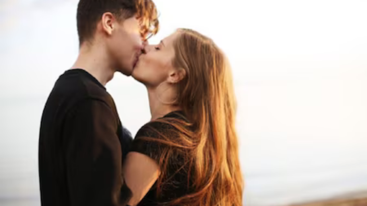 ফোরপ্লেতে চুমুর গুরুত্ব