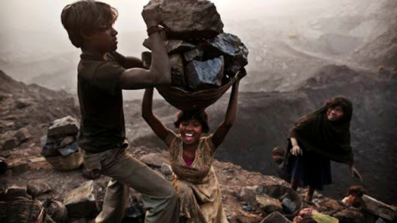 নাবালক শ্রমিক পাচারের চক্র