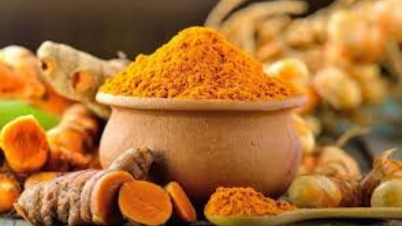 হলুদের গুঁড়োয় সিসা