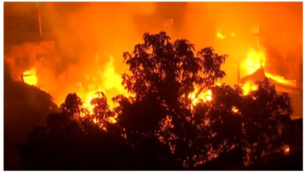 নিমতলা ঘাটে বিধ্বংসী অগ্নিকাণ্ড