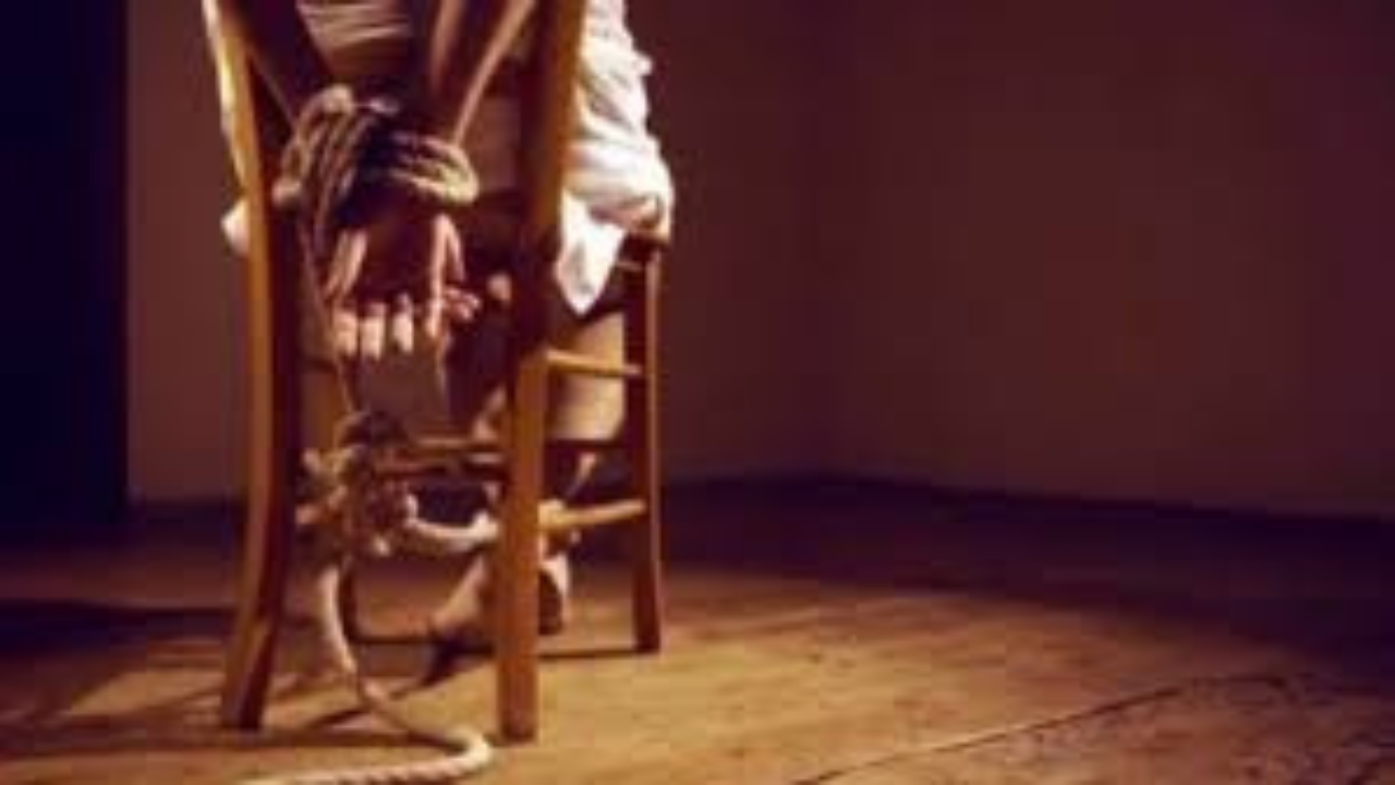 রেশন ডিলারের ছেলেকে অপহরণ